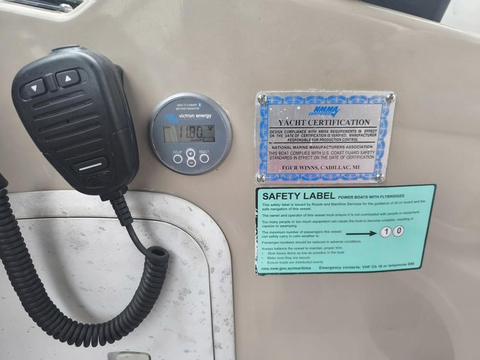 2005 Four Winns VISTA 288