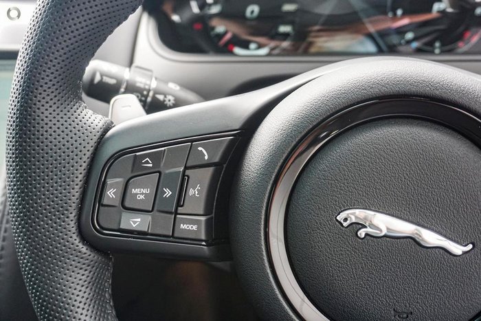 2023 Jaguar F-TYPE R 75