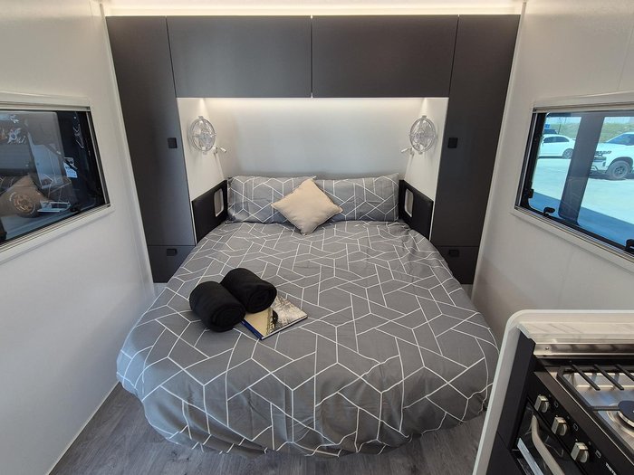 2025 New Age Caravans 21' Road Owl Expedition Family Bunk