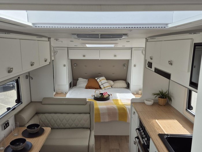 2024 JB Caravans Dirt Road Extreme 20'6 Rd Cafe