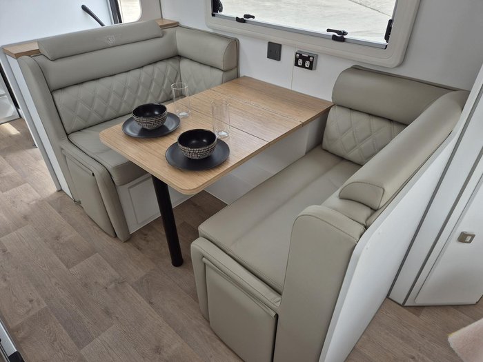 2024 JB Caravans Dirt Road Extreme 20'6 Rd Cafe