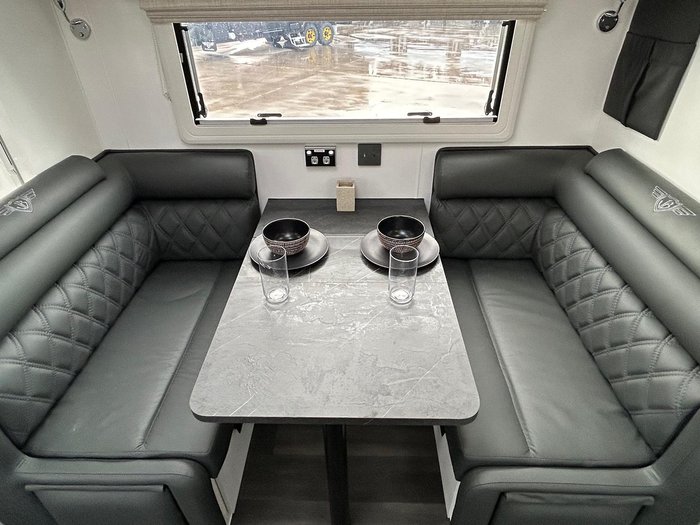 2024 JB Caravans 19'6 Scorpion Sting Air Fd Cafe