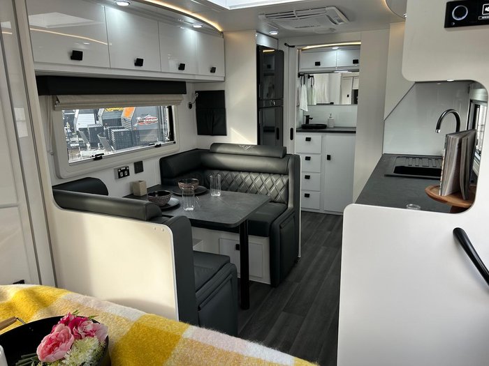 2024 JB Caravans 19'6 Scorpion Sting Air Fd Cafe