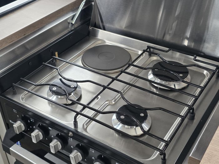 2024 JB Caravans Scorpion Sting 22'6 Fd Family