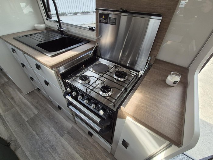 2024 JB Caravans Scorpion Sting 22'6 Front Dr Family Bunk