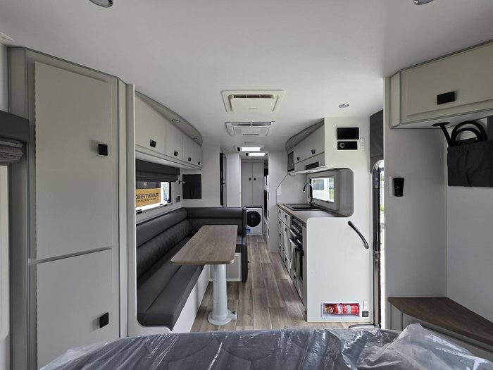 2024 JB Caravans Scorpion Sting 22'6 Fd Family