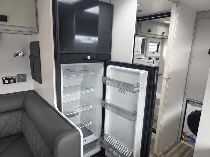 2024 JB Caravans Scorpion Sting 22'6 Fd Family