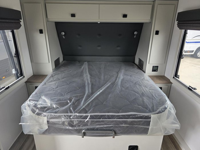 2024 JB Caravans Scorpion Sting 22'6 Fd Family