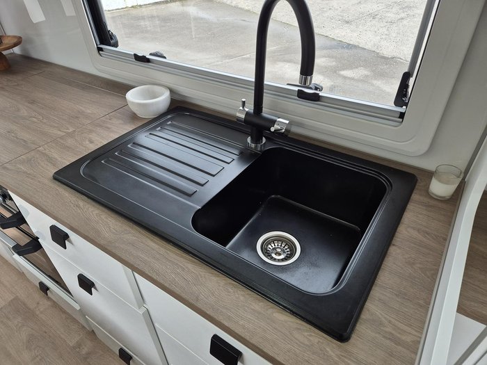 2024 JB Caravans 20'6 Scorpion Sting Rd Cafe