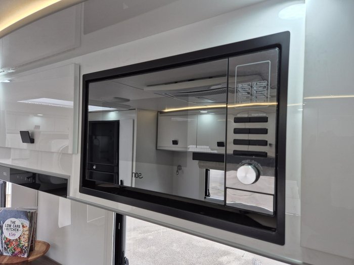 2024 JB Caravans 20'6 Scorpion Sting Rd Cafe