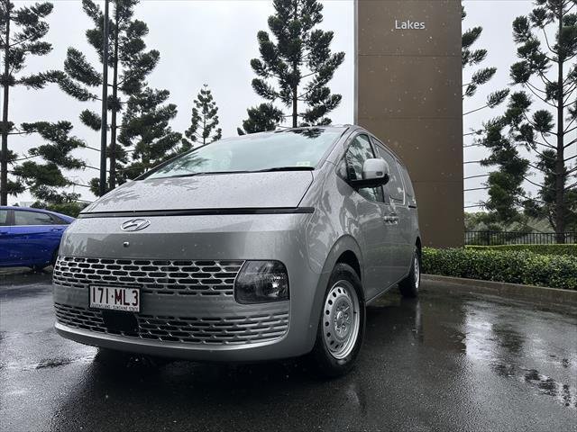 2023 Hyundai STARIA LOAD