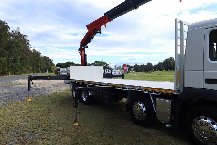 2016 Volvo Fm Series 4 - 8X4 Auto