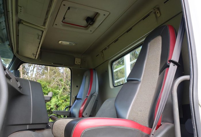 2016 Volvo Fm Series 4 - 8X4 Auto