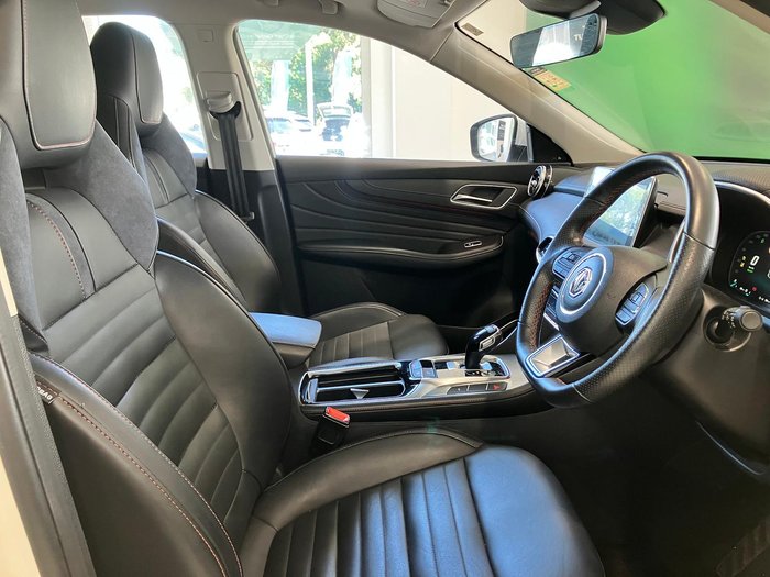 2021 MG HS Plus EV Essence SAS23 MY21 New Pearl White