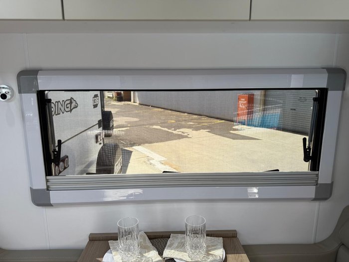 2025 Millard Mflow Series Ii