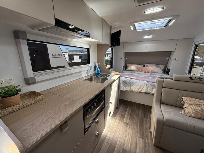 2025 Millard Mflow Series Ii