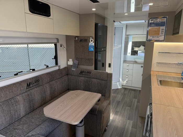 2025 Millard Display Model Sale X-Rider Big Bathroom