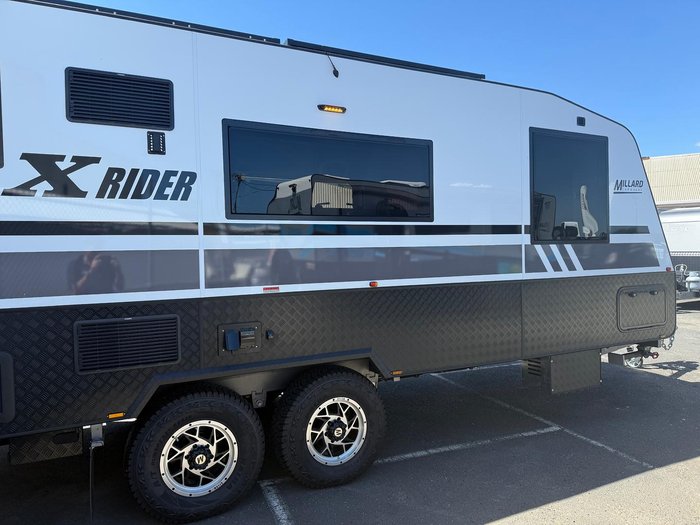 2025 Millard Display Model Sale X-Rider Big Bathroom