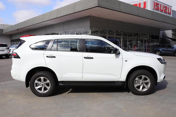 2023 Isuzu MU-X LS-M