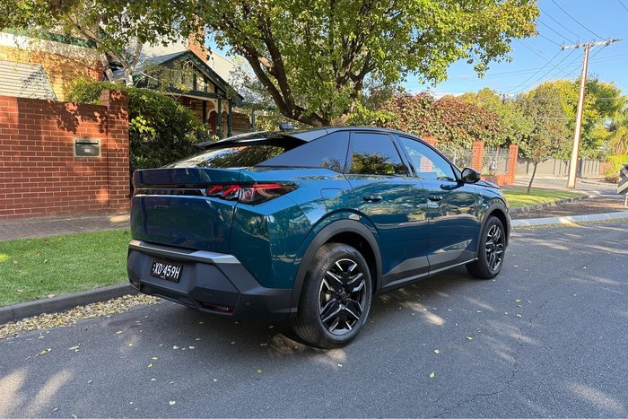 2024 Peugeot 3008 GT Premium Hybrid