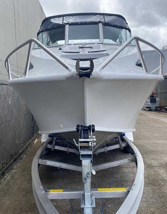 2025 QUINTREX 610 Trident