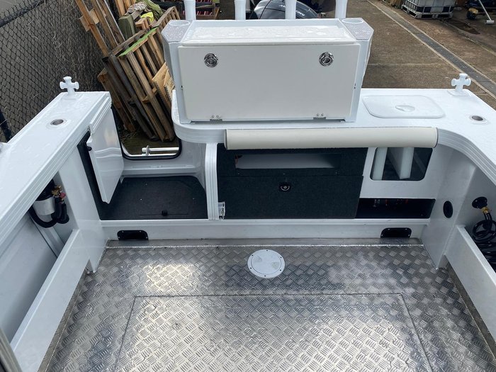 2025 QUINTREX 610 Trident