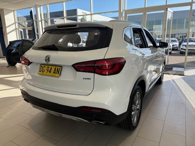 2022 MG HS Vibe SAS23 MY22 York White