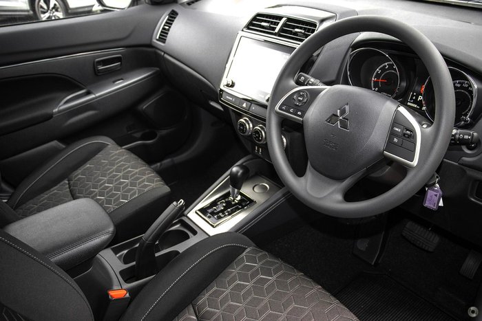 2024 Mitsubishi ASX ES