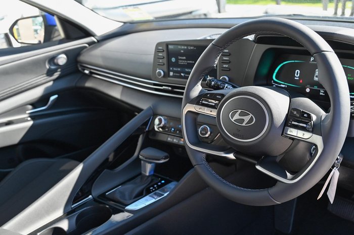 2025 Hyundai i30 Hybrid