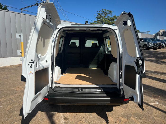 2025 Renault Kangoo LWB Automatic