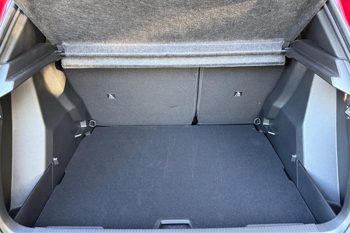 2024 Peugeot 2008 GT Hybrid