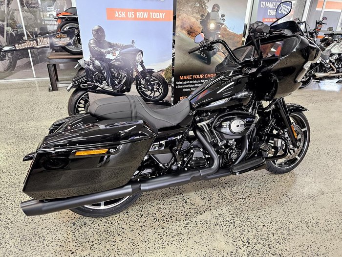 2025 Harley-Davidson Road Glide 117 (FLTRX) Touring Black
