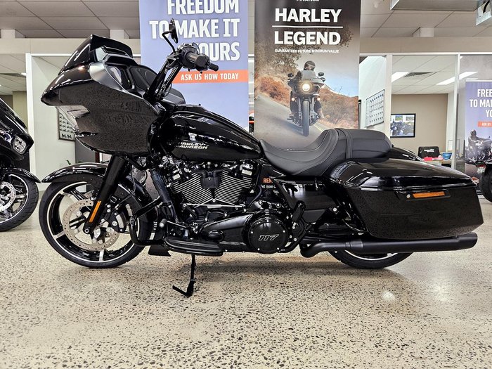 2025 Harley-Davidson Road Glide 117 (FLTRX) Touring Black