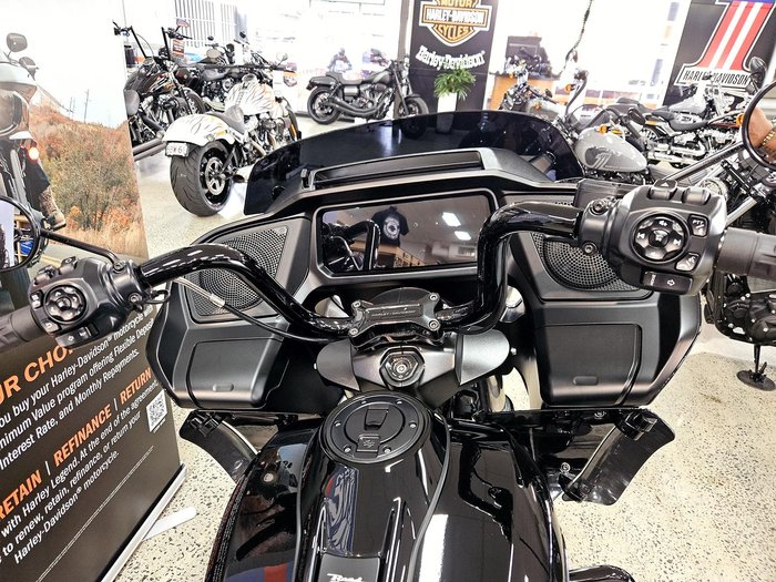 2025 Harley-Davidson Road Glide 117 (FLTRX) Touring Black
