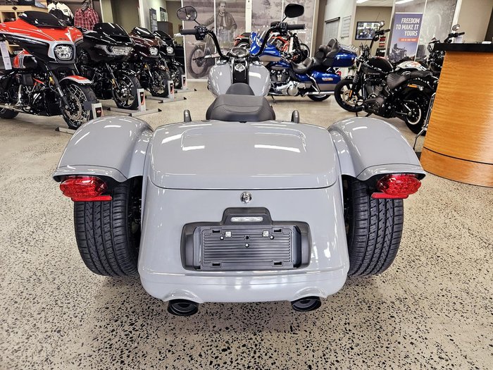 2025 Harley-Davidson Freewheeler 114 (FLRT) Freewheeler Grey