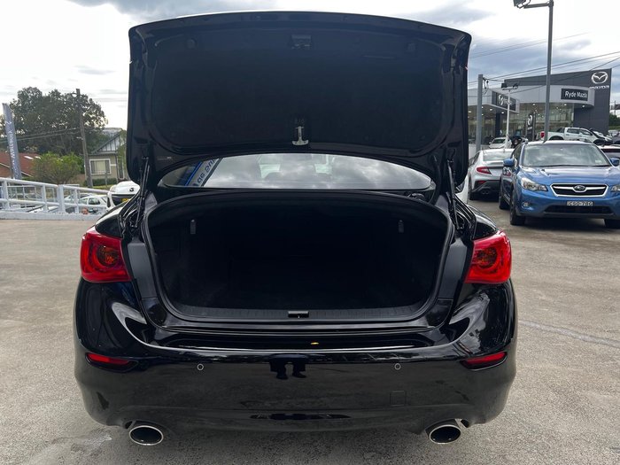 2013 INFINITI Q50 GT