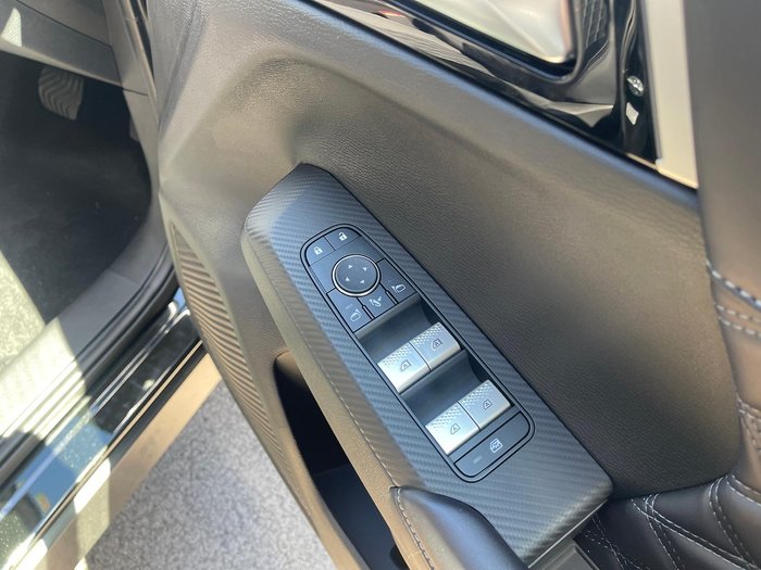 2024 Mitsubishi Outlander PHEV Exceed