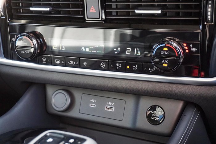 2025 Nissan X-TRAIL ST-L