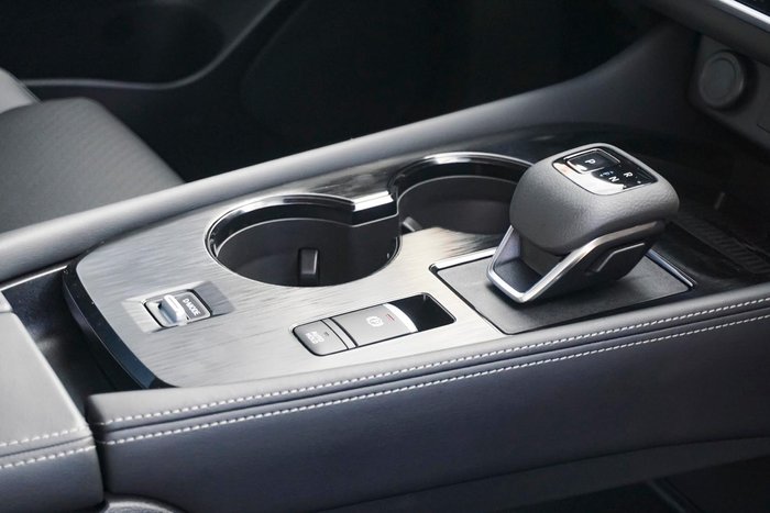2025 Nissan X-TRAIL ST-L