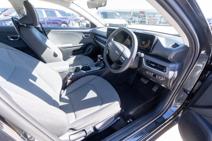 2024 Kia K4 S