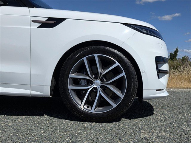 2024 Land Rover Range Rover Sport D250 Dynamic SE
