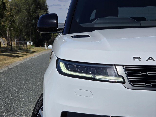 2024 Land Rover Range Rover Sport D250 Dynamic SE