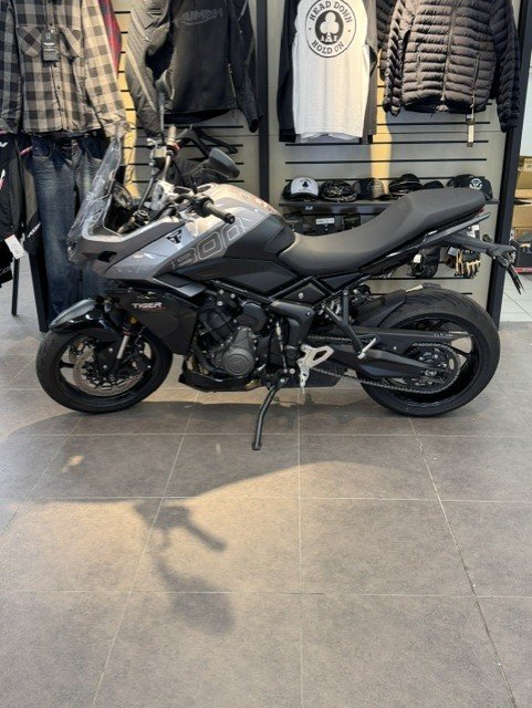 2025 Triumph 2025 Triumph 800CC Tiger Sport 800 (TIGSP800) SAPPHIRE BLACK