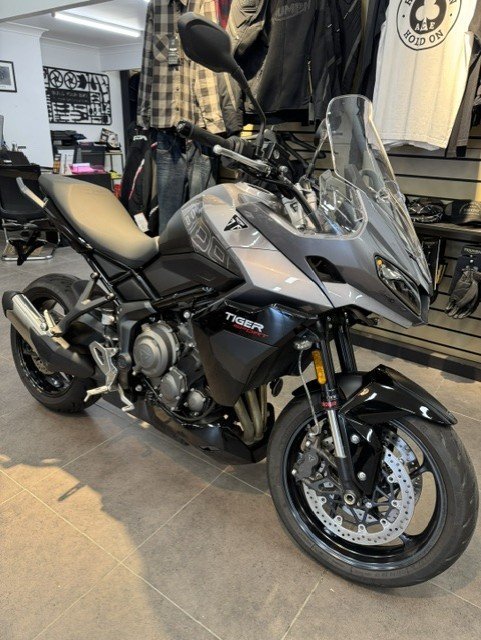 2025 Triumph 2025 Triumph 800CC Tiger Sport 800 (TIGSP800) SAPPHIRE BLACK