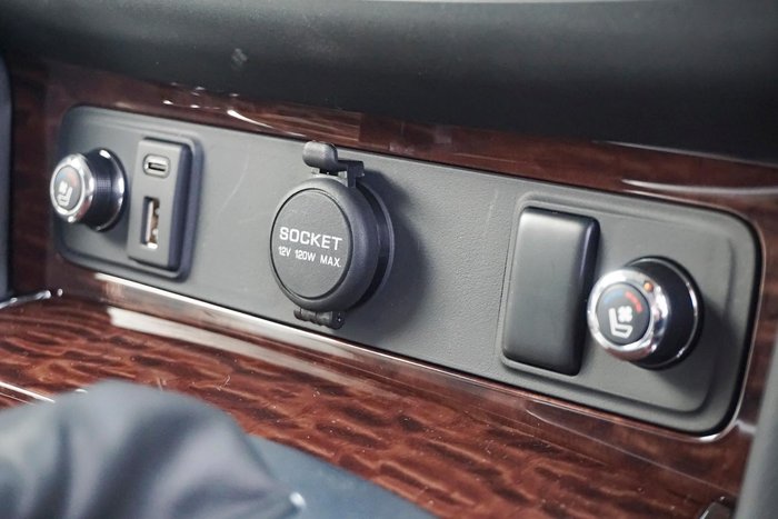 2024 Nissan Patrol Ti-L