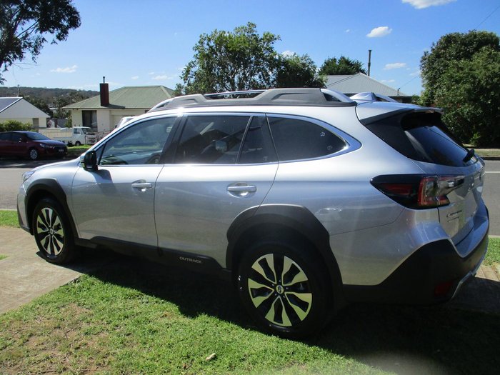 2024 Subaru Outback AWD Touring XT