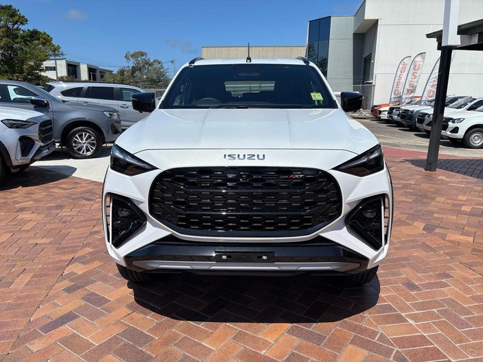 2026 Isuzu MU-X X-TERRAIN