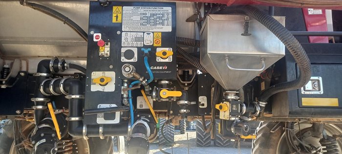 2019 CASE IH Patriot 4430 red