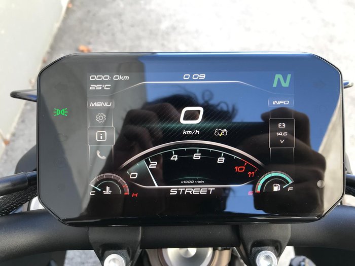 2025 CFMOTO 800NK Sport