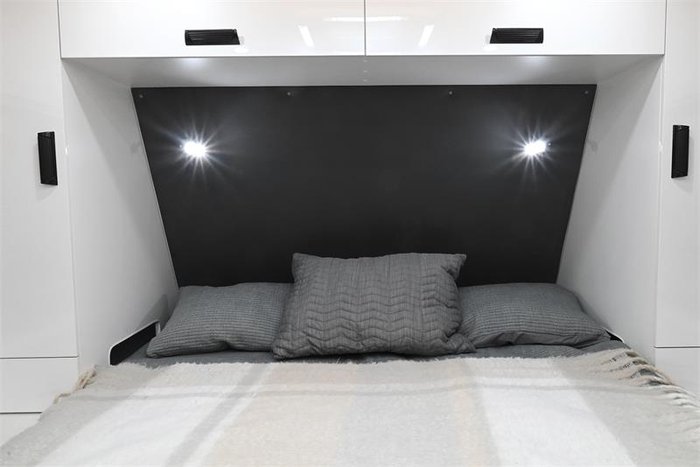 2025 VICTORY CARAVANS Trophy 18'6